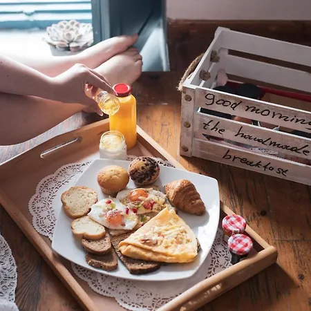 Delion View Fira (Santorini)