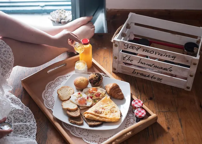 Delion View Fira (Santorini)