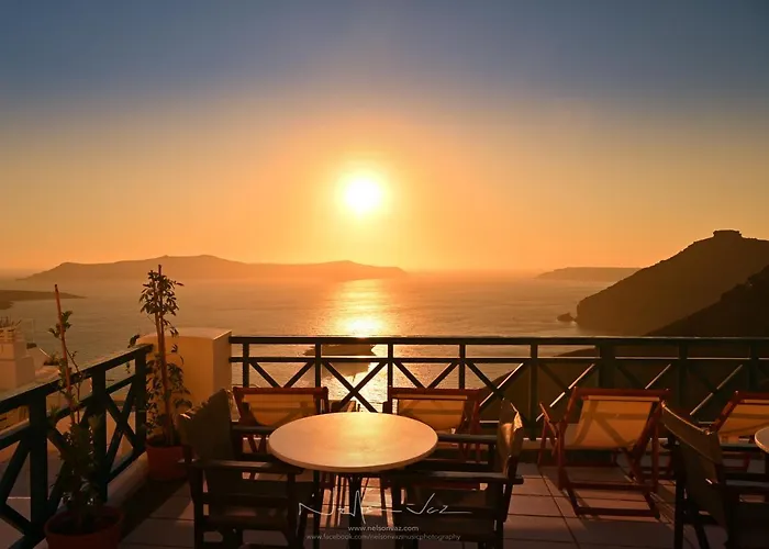 Delion View Otel Fira (Santorini)