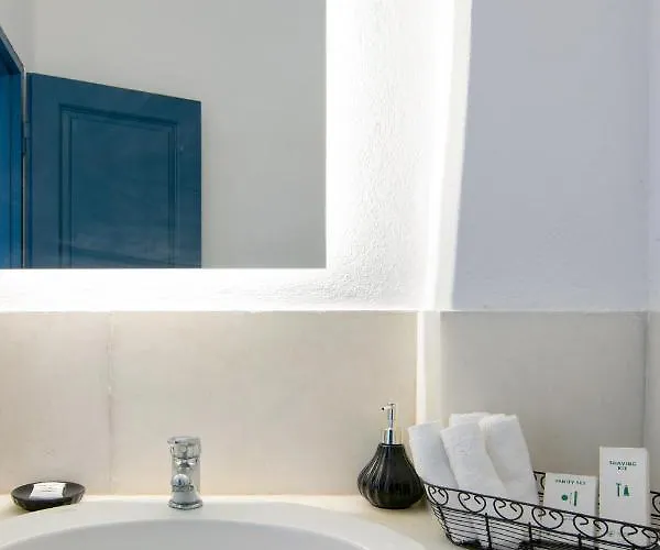 Delion View Fira (Santorini)